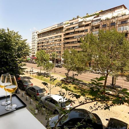 Downtown Oasis: Central Apartments With Cozy Charm Bucureşti Ngoại thất bức ảnh