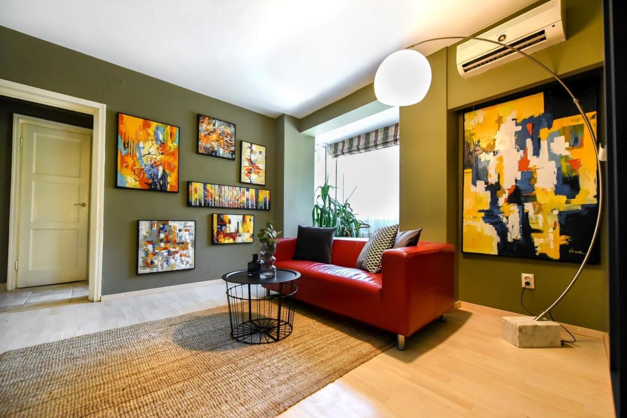 Downtown Oasis: Central Apartments With Cozy Charm Bucureşti Ngoại thất bức ảnh